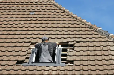 Pose de velux - Décines-Charpieu